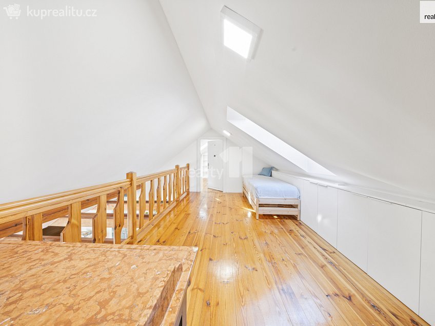 Prodej bytu 5 a více 177 m^2 Matice školské, České Budějovice 