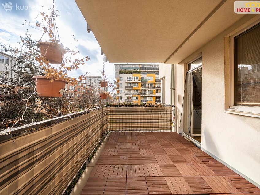 Prodej bytu 3+kk 80 m^2 Pod Harfou, Praha 9 