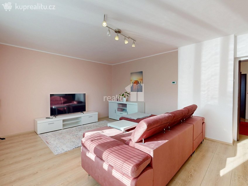 Pronájem bytu 3+1 78 m^2 5. května, Humpolec 