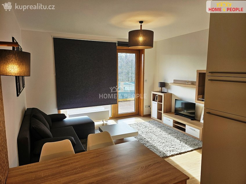 Pronájem bytu 2+kk 78 m^2 Lázeňská, Slaný 