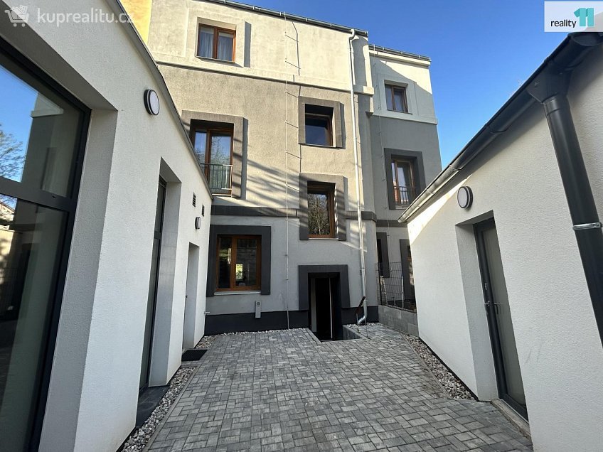 Prodej  rodinného domu 34 m^2 Michelská, Praha 4 