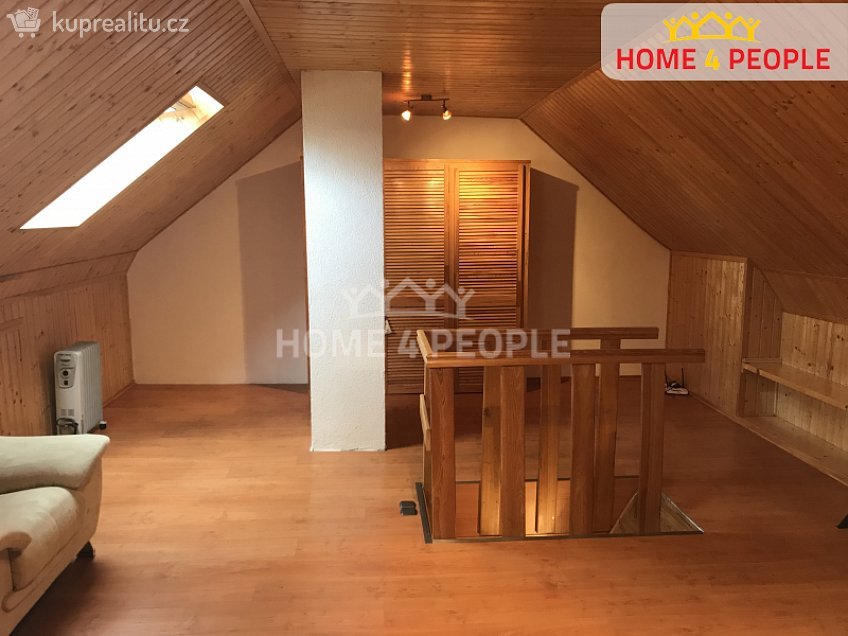 Pronájem bytu 2+1 70 m^2 Šámalova, Horoušany 