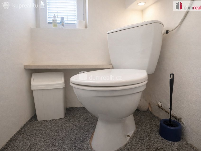 Prodej  rodinného domu 304 m^2 Na Výhledech, Ústí nad Labem 