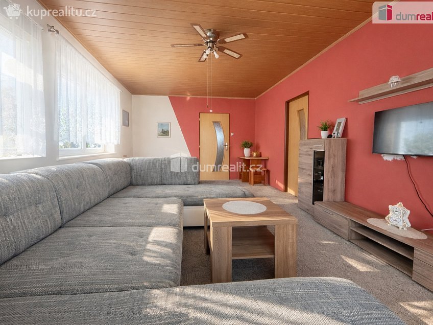 Prodej  rodinného domu 304 m^2 Na Výhledech, Ústí nad Labem 