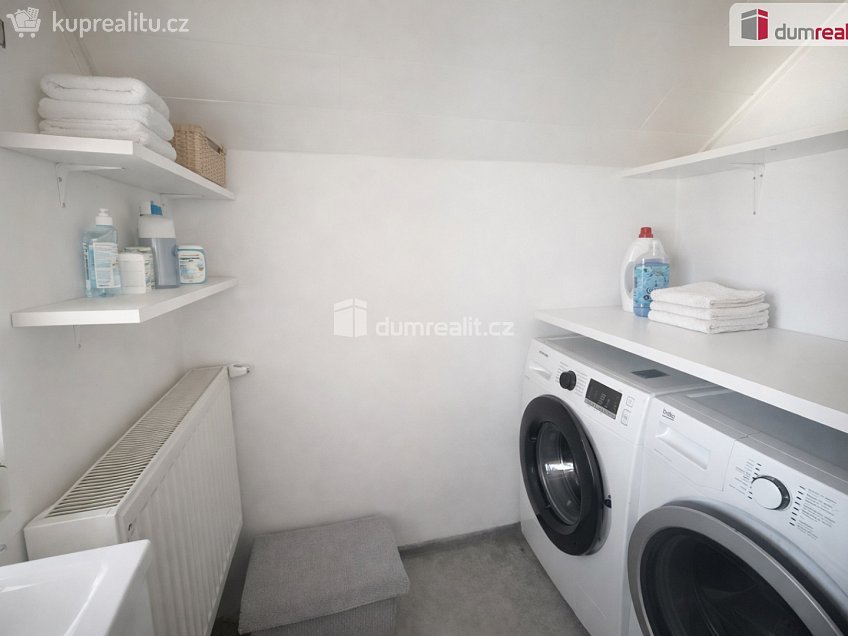 Prodej  rodinného domu 304 m^2 Na Výhledech, Ústí nad Labem 