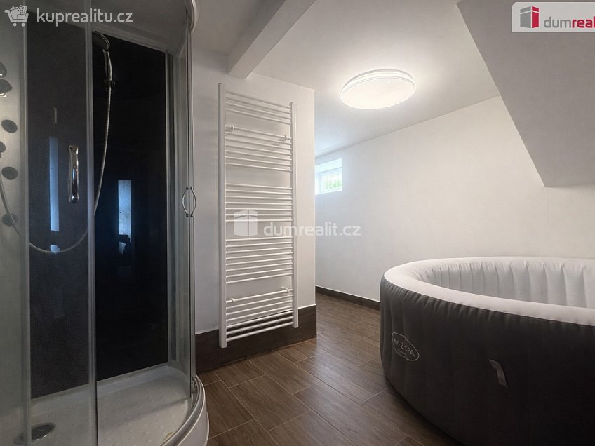 Prodej  rodinného domu 304 m^2 Na Výhledech, Ústí nad Labem 