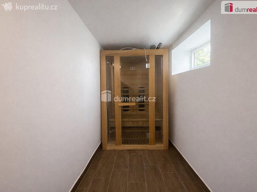 Prodej  rodinného domu 304 m^2 Na Výhledech, Ústí nad Labem 