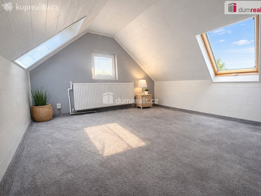 Prodej  rodinného domu 304 m^2 Na Výhledech, Ústí nad Labem 