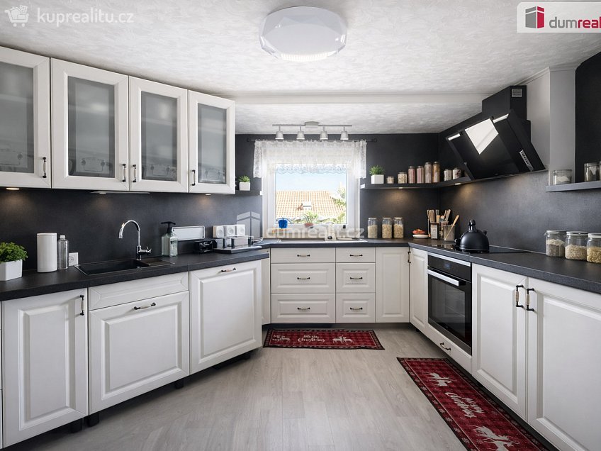 Prodej  rodinného domu 304 m^2 Na Výhledech, Ústí nad Labem 