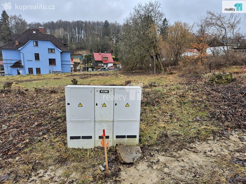 Prodej  stavebního pozemku 1050 m^2 Slunečná, Aš 