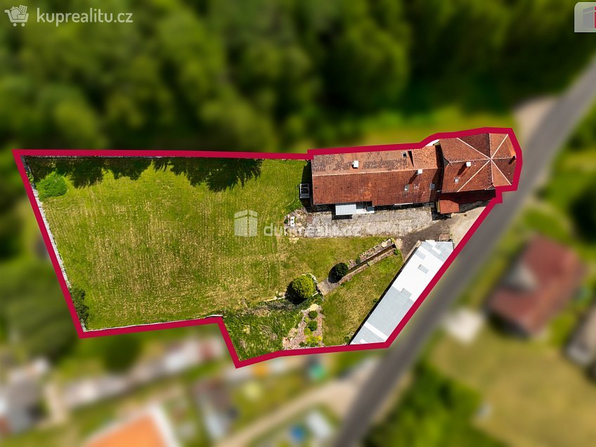 Prodej  rodinného domu 505 m^2 Zvěstov, Zvěstov 