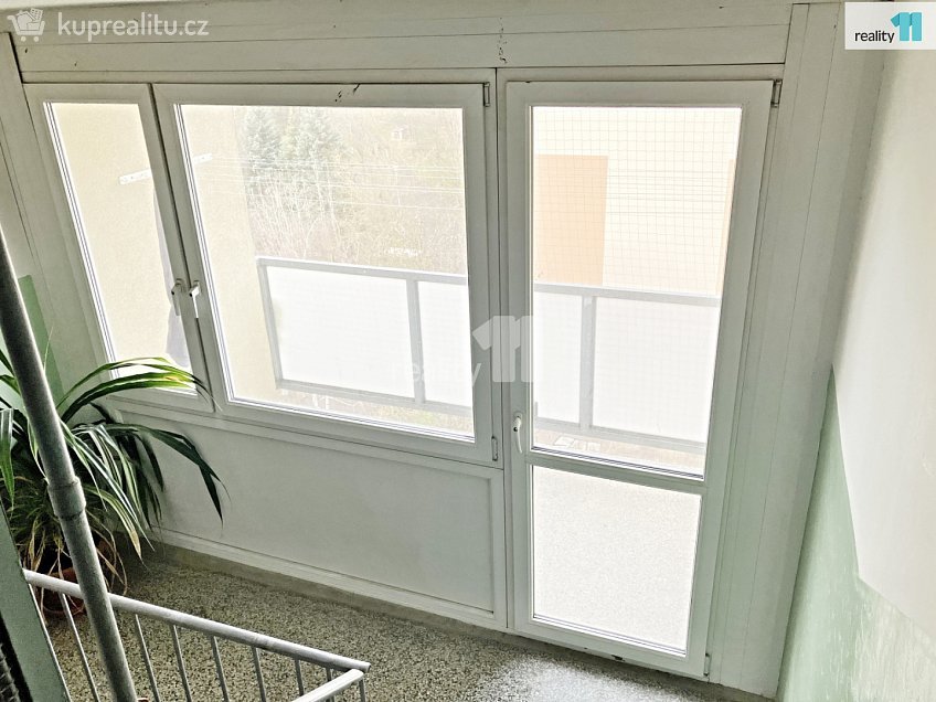 Pronájem bytu 2+kk 36 m^2 Komenského, Plzeň 