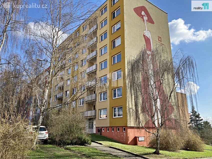 Pronájem bytu 2+kk 36 m^2 Komenského, Plzeň 