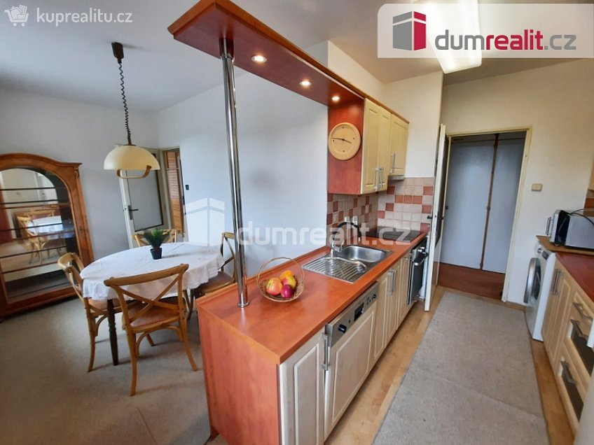 Pronájem bytu 3+1 71 m^2 Zeyerova, Liberec 