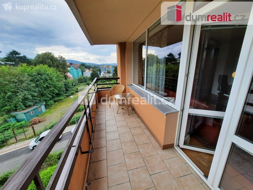 Pronájem bytu 3+1 71 m^2 Zeyerova, Liberec 