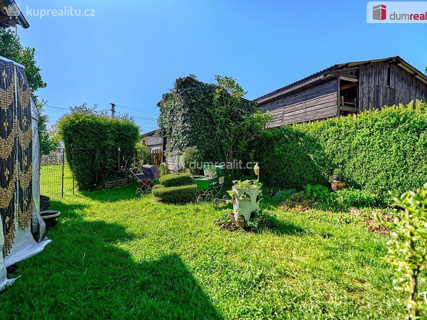 Prodej  rodinného domu 524 m^2 ČSA, Hroznětín 