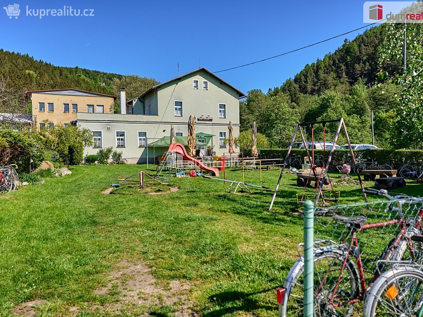 Prodej  rodinného domu 524 m^2 ČSA, Hroznětín 