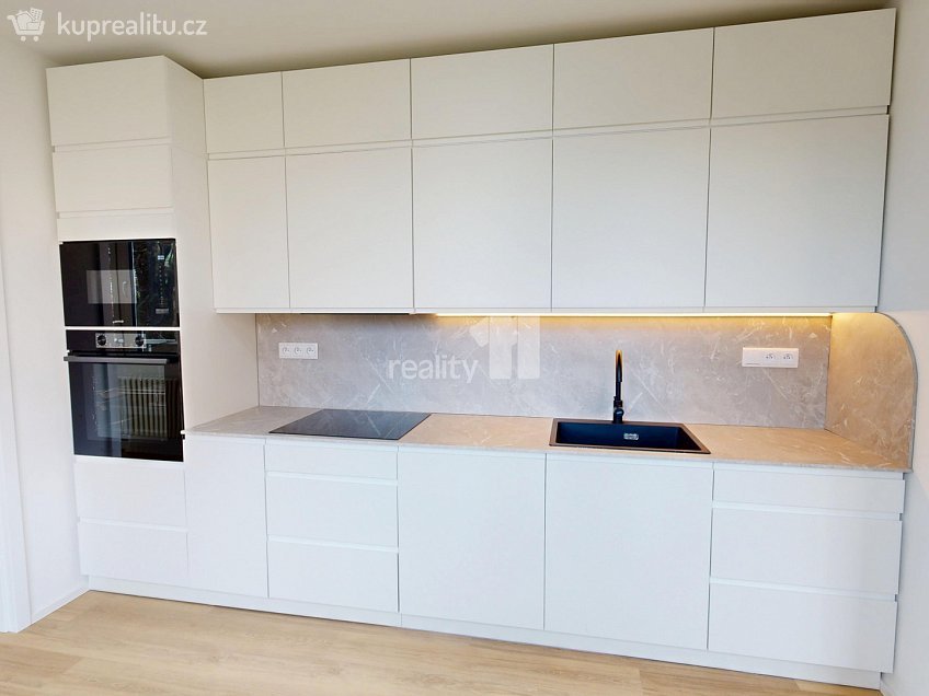 Prodej bytu 3+1 67 m^2 Na Sídlišti, Světlá nad Sázavou 