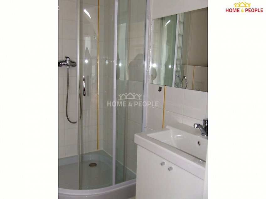 Pronájem bytu 1+kk 50 m^2 Churého, Brno 