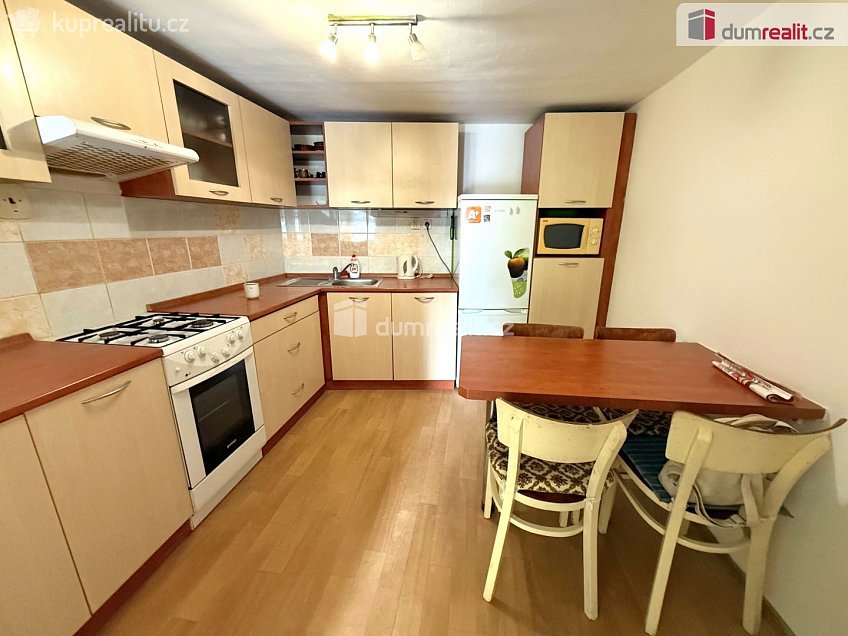 Pronájem  rodinného domu 100 m^2 Jalubí, Jalubí 