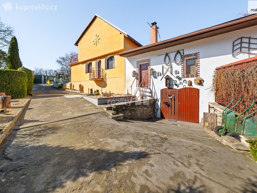 Prodej  rodinného domu 140 m^2 Ke Mlýnu, Radovesnice I 