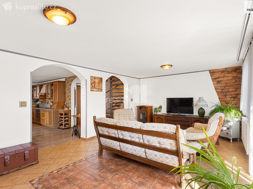 Prodej  rodinného domu 140 m^2 Ke Mlýnu, Radovesnice I 