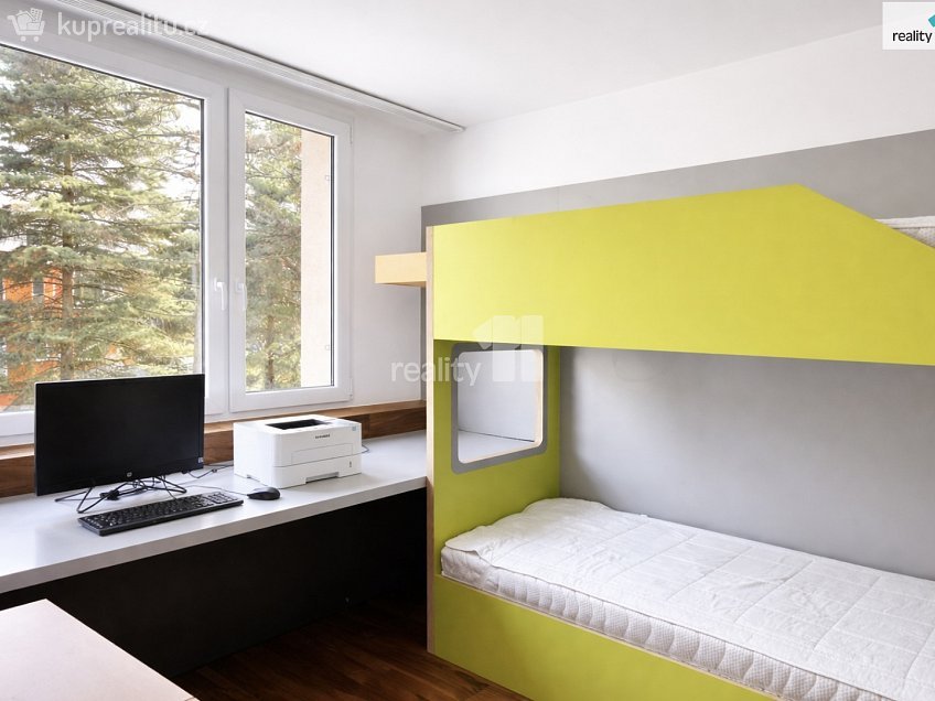 Prodej bytu 3+kk 73 m^2 Na Sídlišti III, Průhonice 