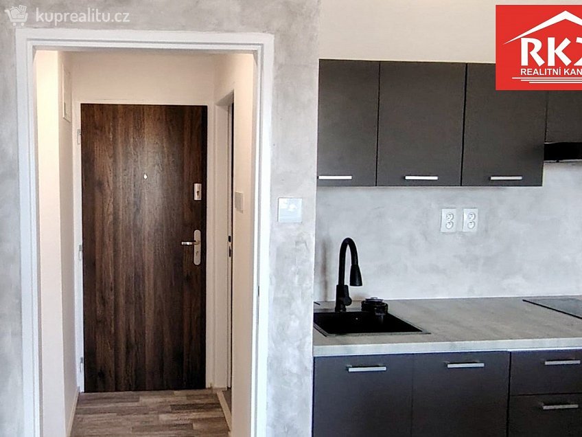 Pronájem bytu 1+kk 20 m^2 Husova 530, Mariánské Lázně 