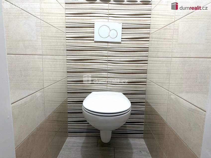 Pronájem bytu 3+kk 62 m^2 Věžové domy, Zlín 