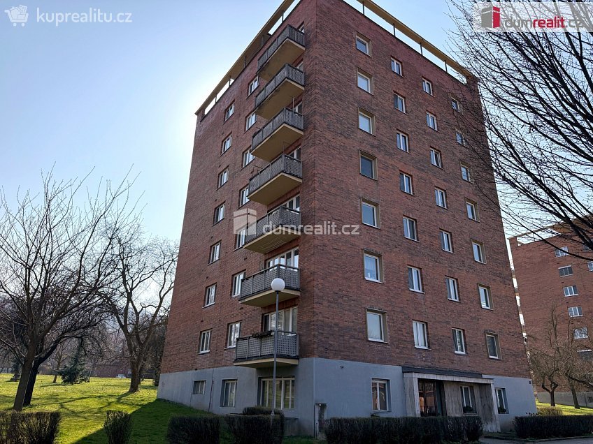 Pronájem bytu 3+kk 62 m^2 Věžové domy, Zlín 