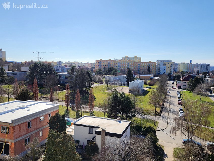 Pronájem bytu 2+kk 39 m^2 Rabyňská, Praha 12 