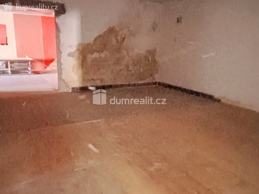 Prodej  výrobních prostor 1300 m^2 Dělnická, Děčín 