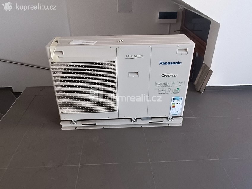 Prodej  výrobních prostor 1300 m^2 Dělnická, Děčín 