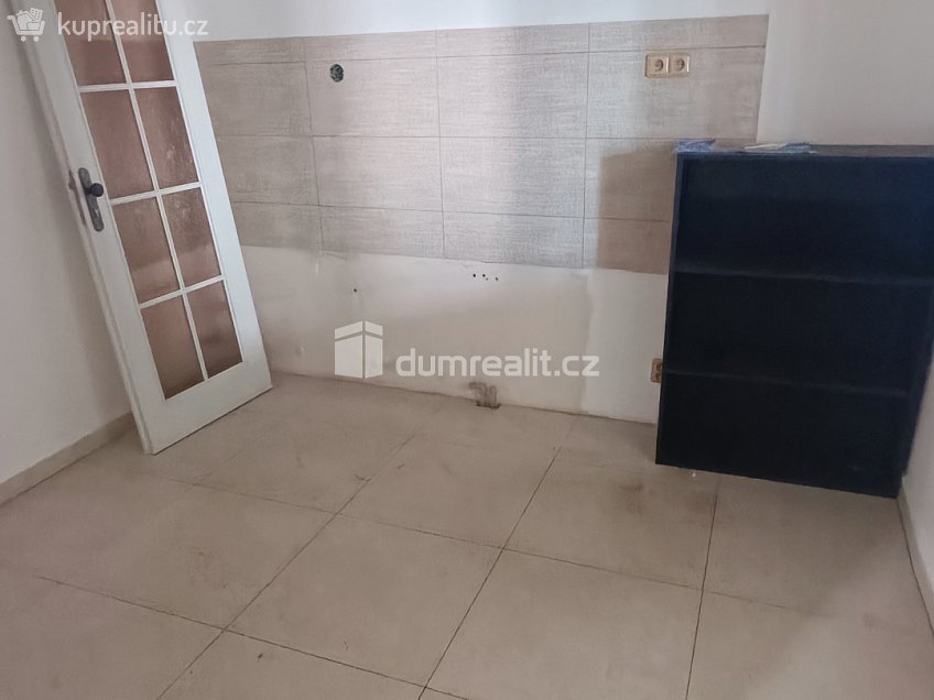 Prodej  výrobních prostor 1300 m^2 Dělnická, Děčín 