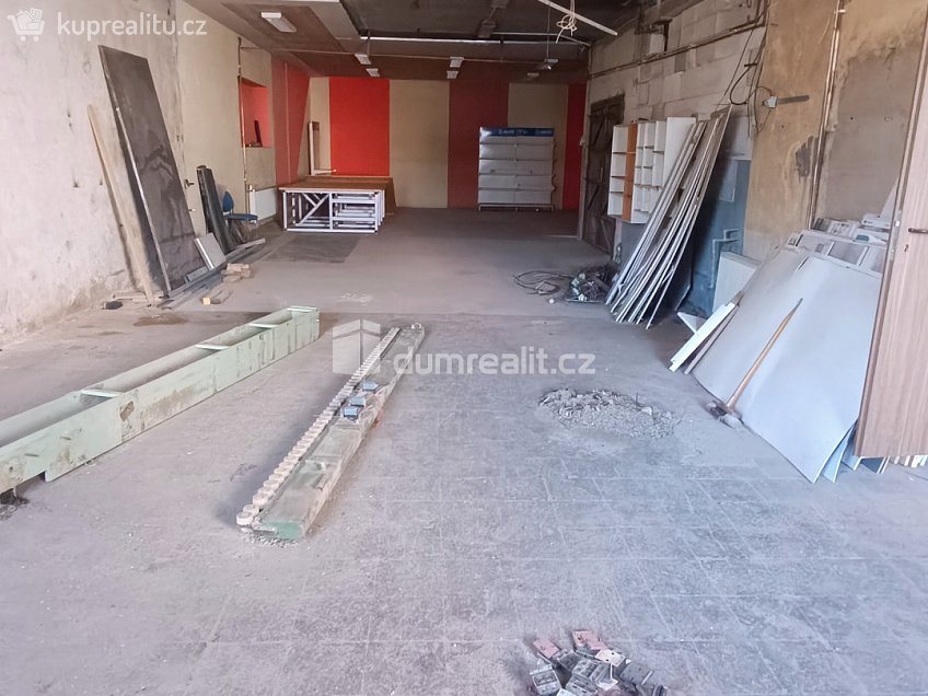 Prodej  výrobních prostor 1300 m^2 Dělnická, Děčín 