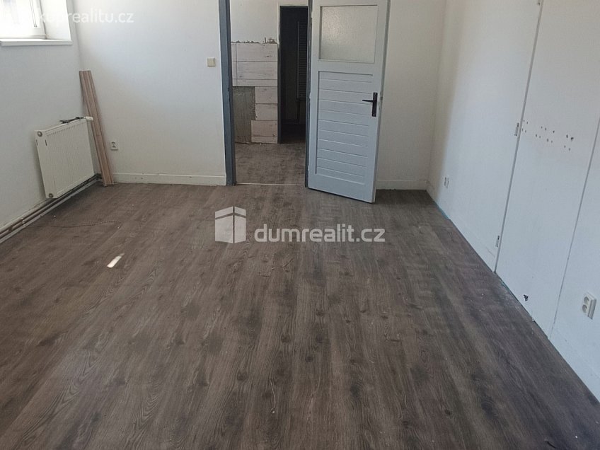 Prodej  výrobních prostor 1300 m^2 Dělnická, Děčín 