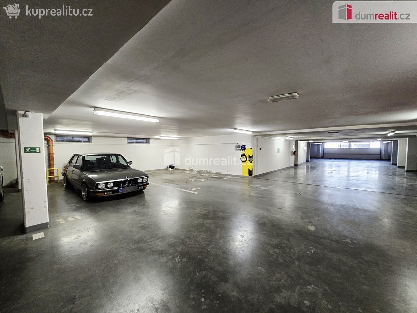 Prodej bytu 4+kk 83 m^2 Sicherova, Praha 14 