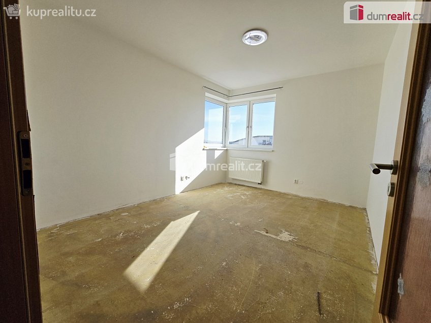 Prodej bytu 4+kk 83 m^2 Sicherova, Praha 14 