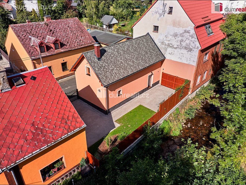 Prodej  rodinného domu 79 m^2 Koželužská, Hroznětín 