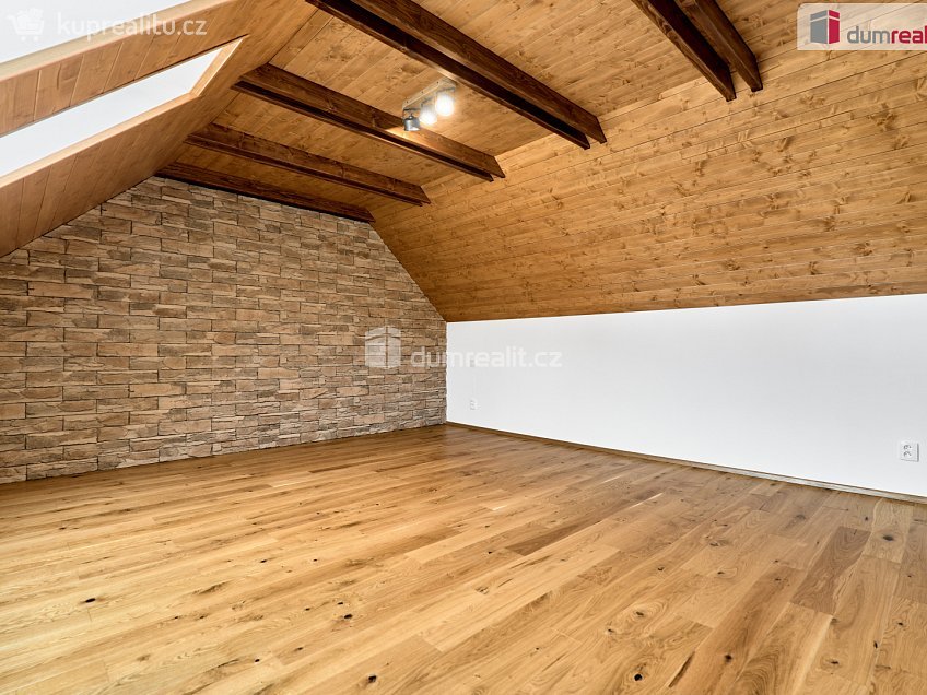 Prodej  rodinného domu 79 m^2 Koželužská, Hroznětín 