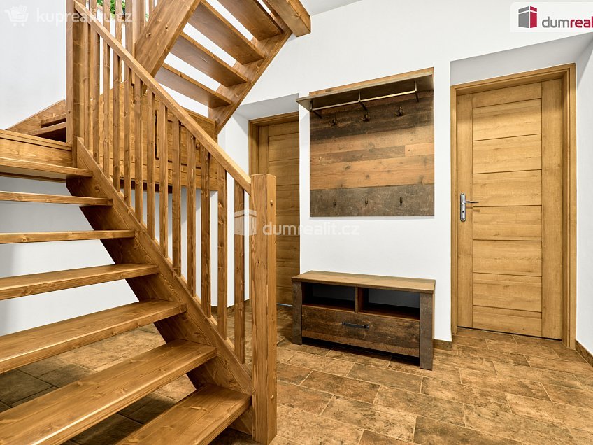 Prodej  rodinného domu 79 m^2 Koželužská, Hroznětín 