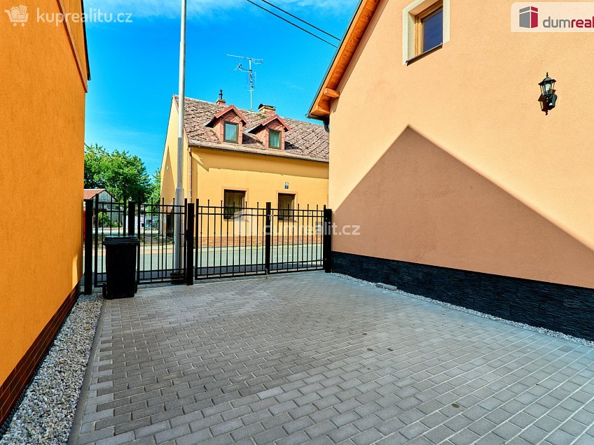 Prodej  rodinného domu 79 m^2 Koželužská, Hroznětín 