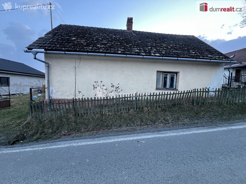 Prodej  rodinného domu 64 m^2 Radkov, Radkov 