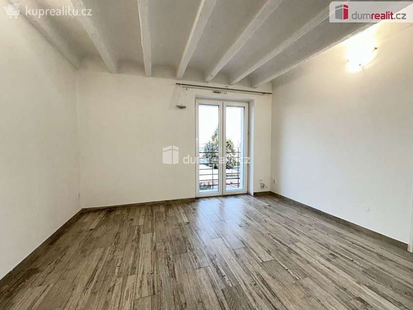 Pronájem bytu 1+1 29 m^2 Národních hrdinů, Břeclav 