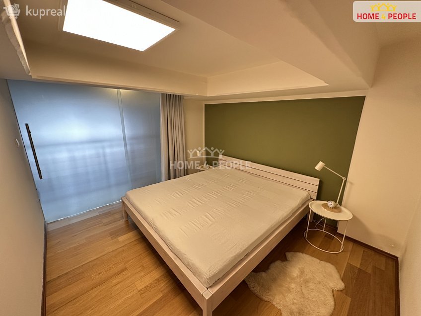 Pronájem bytu 3+kk 55 m^2 Novákových, Praha 8 