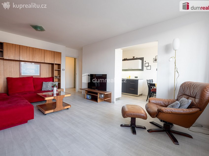 Prodej bytu 3+1 73 m^2 Nevanova, Praha 17 