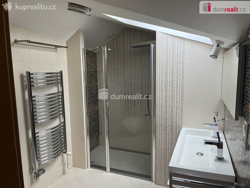 Pronájem bytu 3+kk 140 m^2 Křižíkova, Mariánské Lázně 