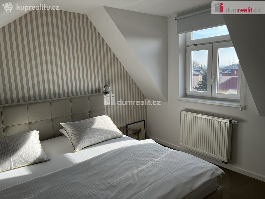 Pronájem bytu 3+kk 140 m^2 Křižíkova, Mariánské Lázně 