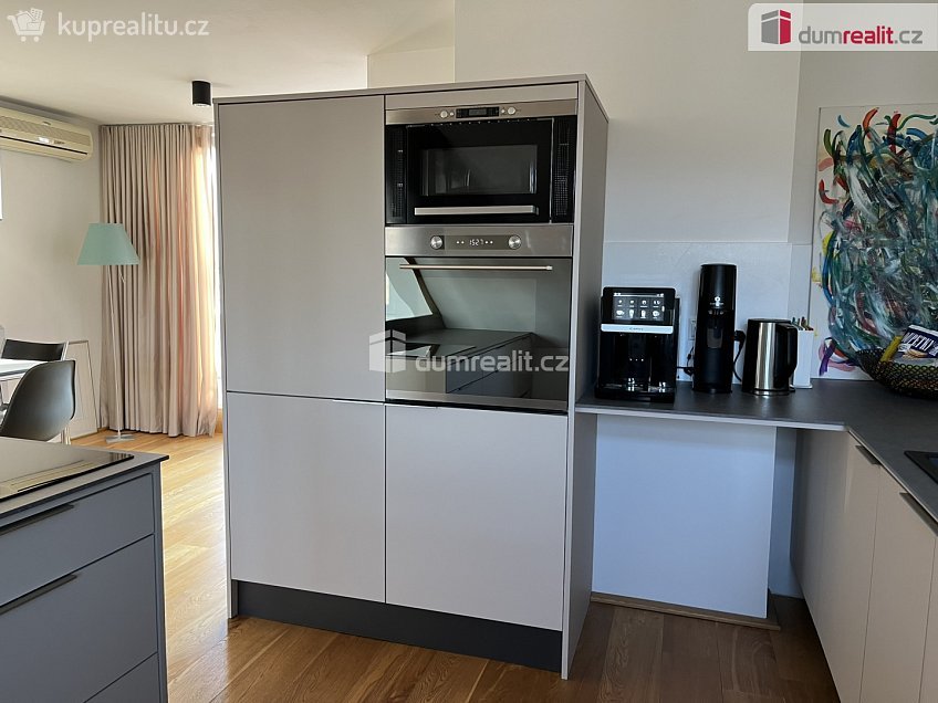 Pronájem bytu 3+kk 140 m^2 Křižíkova, Mariánské Lázně 