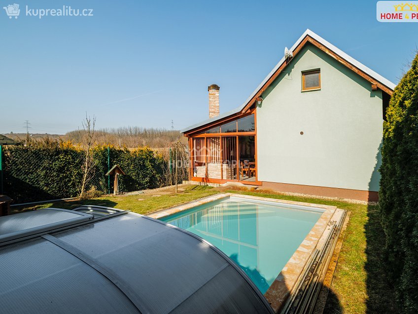 Prodej  chaty 50 m^2 Hrušovany u Brna, Hrušovany u Brna 